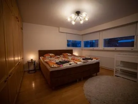 Villa Villa Maenty 200 M2 Arkkitehdin Suunnittelema Kaupunkikoti Rauhallinen Sijainti, Sauna, Ilmainen Pysaekoeinti Seinäjoki