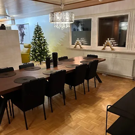 Maenty 200 M2 Arkkitehdin Suunnittelema Kaupunkikoti Rauhallinen Sijainti Sauna Autokatos *