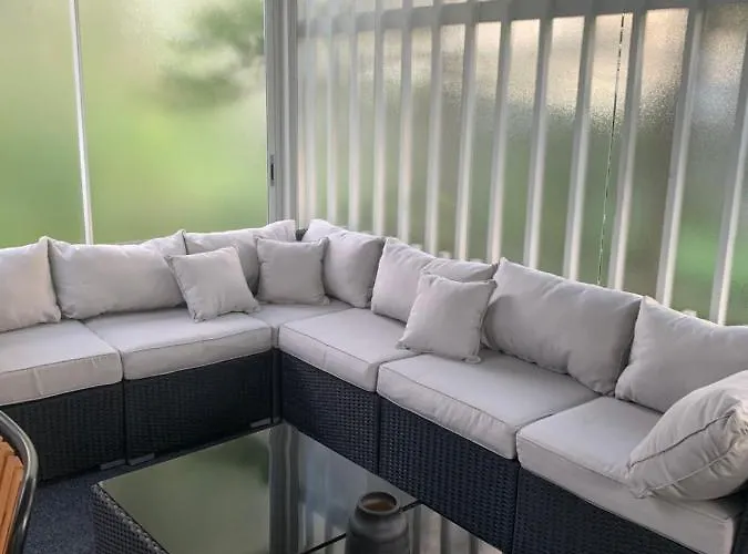 Maenty 200 M2 Arkkitehdin Suunnittelema Kaupunkikoti Rauhallinen Sijainti, Sauna, Ilmainen Pysaekoeinti Villa *